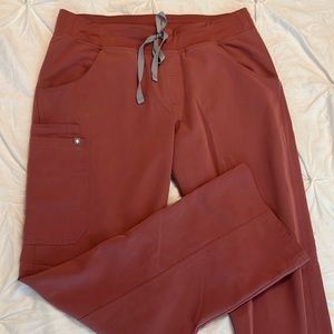 Mauve figs kade pants size medium- excellent condition!
